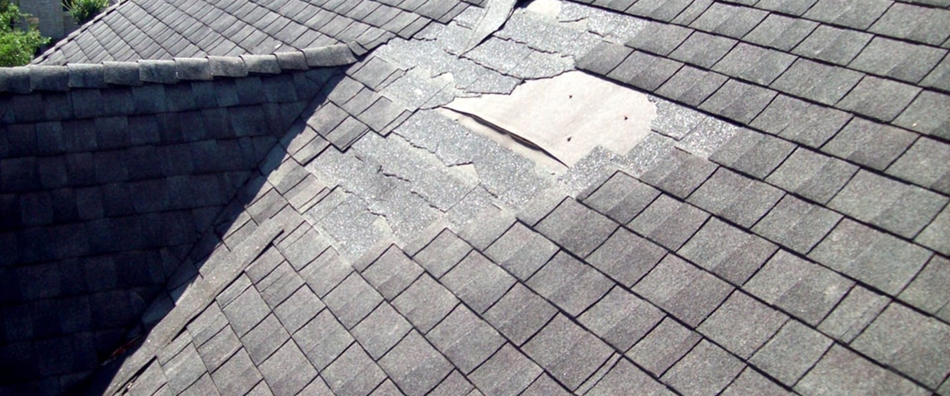 How do you know when a roof is bad?