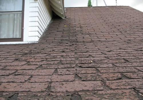 What does a roof look like when it needs to be replaced?